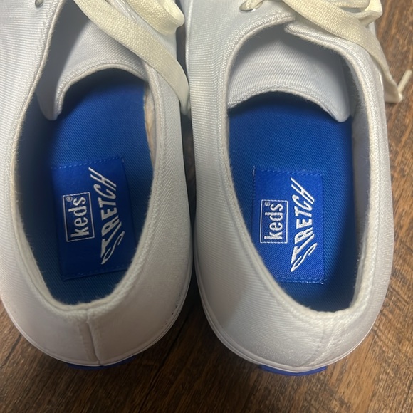 New! Keds Stretch white Canvas Shoes Sz 8 - Picture 3 of 6